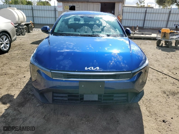 2025 Kia K4 LXS with VIN 3KPFT4DE5SE018860, listed as a Copart auction lot 78323544 with 68 mi miles and Clean Title. Bid and sale history available at carsss.com. Image 5.