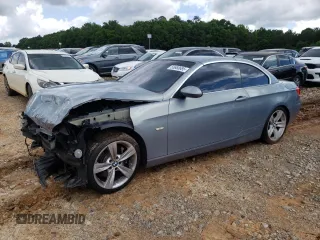 2008 BMW 3 Series 335i z VIN WBAWL73538PX57928, wystawiony jako Copart lot #55660685 z przebiegiem 205 096 mil mil oraz Szkoda całkowita • Salvage title. Historia ofert i sprzedaży dostępna na DreamBid. Obrazek 1.