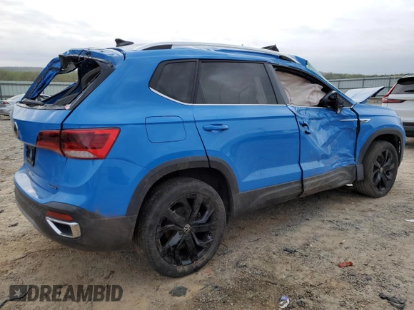 2022 Volkswagen Taos SE z VIN 3VVLX7B27NM062985, wystawiony jako Copart lot #51644395 z przebiegiem 41 883 mil mil oraz Szkody całkowita. Historia ofert i sprzedaży dostępna na DreamBid. Obrazek 3.