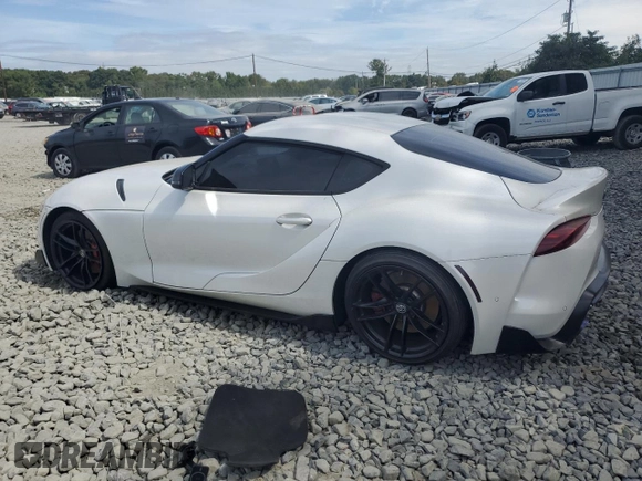 2020 Toyota GR Supra 3.0 with VIN WZ1DB4C06LW025616, listed as a Copart auction lot 72152934 with 0 mi miles and Salvage Title. Bid and sale history available at carsss.com. Image 2.