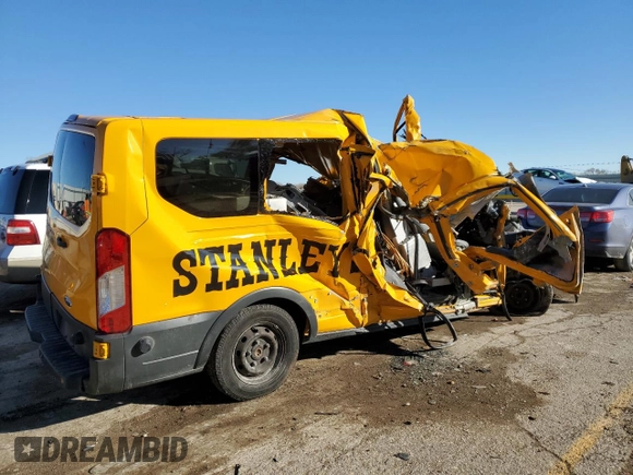 2015 Ford Transit with VIN 1FTNR2ZM8FKB28934, listed as a Copart auction lot 77167123 with Not Provided miles and Salvage Title. Bid and sale history available at DreamBid. Image 3.
