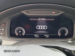 2020 Audi Q7 Premium Plus z VIN WA1LJAF74LD013460, wystawiony jako Copart lot #61324843 z przebiegiem 13 607 mil mil oraz . Historia ofert i sprzedaży dostępna na DreamBid. Obrazek 9.