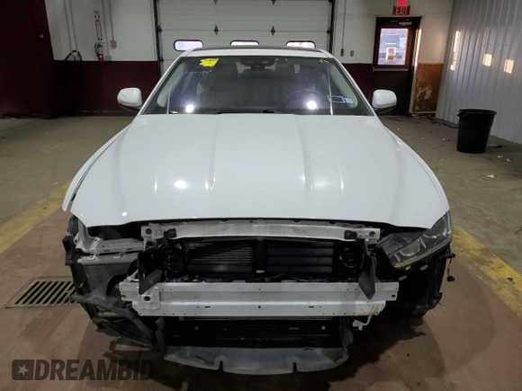 2018 Jaguar XE 25t Prestige with VIN SAJAK4FX4JCP20476, listed as a Copart auction lot 88840195 with 42,941 mi miles and Salvage Title. Bid and sale history available at carsss.com. Image 5.