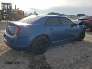 2020 Chrysler 300 S z VIN 2C3CCABT3LH222084, wystawiony jako Copart lot #85189304 z przebiegiem Nie podano mil oraz Szkody całkowita. Historia ofert i sprzedaży dostępna na DreamBid. Obrazek 3.
