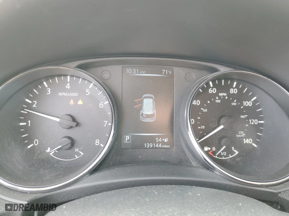 2017 Nissan Rogue SV with VIN 5N1AT2MN0HC822428, listed as a Copart auction lot 79813564 with 139144 miles and Salvage Title. Bid and sale history available at carsss.com. Image 9.
