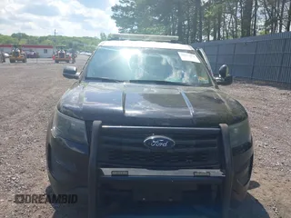 2016 Ford Police Interceptor Utility z VIN 1FM5K8AR3GGB36826, wystawiony jako IAAI lot #42177474 z przebiegiem 65 464 mil mil oraz . Historia ofert i sprzedaży dostępna na DreamBid. Obrazek 12.