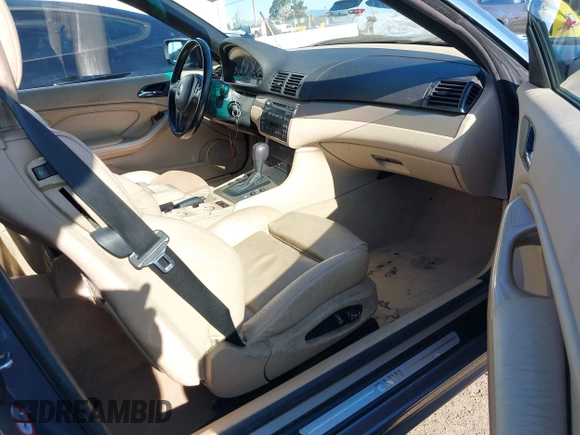 2001 BMW 3 Series 330Ci with VIN WBABS53421JU80078, listed as a IAAI auction lot 41910622 with 101,869 mi miles. Bid and sale history available at carsss.com. Image 5.