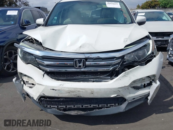 2018 Honda Pilot EX-L with VIN 5FNYF5H58JB029702, listed as a IAAI auction lot 41920659 with 43,851 mi miles. Bid and sale history available at carsss.com. Image 6.