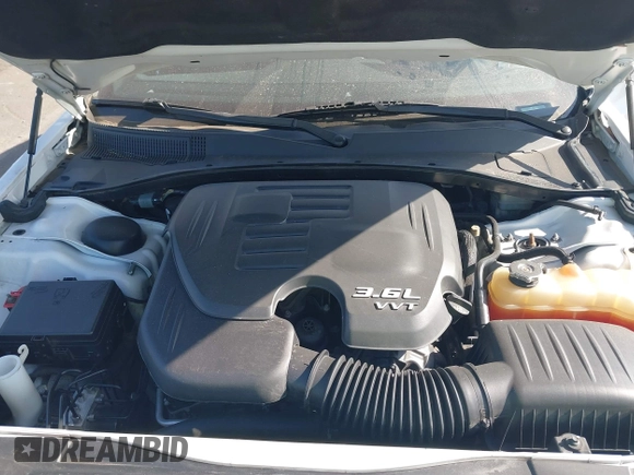 2014 Chrysler 300 S with VIN 2C3CCABG0EH235784, listed as a IAAI auction lot 41345692 with 109,920 mi miles and . Bid and sale history available at DreamBid. Image 10.