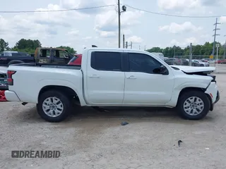2024 Nissan Frontier SL с VIN 1N6ED1EJ0RN650784, выставлен на аукционе IAAI как лот 42399593 с пробегом 8 199 миль миль и . История ставок и продаж доступна на DreamBid. Изображение 14.