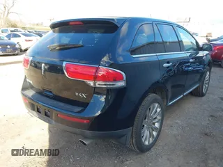 2012 Lincoln MKX with VIN 2LMDJ6JK0CBL02487, listed as a IAAI auction lot 41191697 with 164,653 mi miles. Bid and sale history available at carsss.com. Image 4.