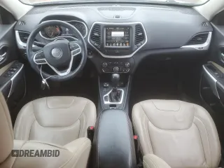2017 Jeep Cherokee Limited with VIN 1C4PJMDS3HW594350, listed as a Copart auction lot 55573085 with 115,796 mi miles and Salvage title. Bid and sale history available at DreamBid. Image 8.