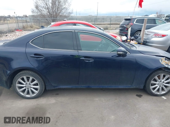 2009 Lexus IS with VIN JTHCK262495034890, listed as a IAAI auction lot 41778120 with 191,758 mi miles. Bid and sale history available at carsss.com. Image 13.