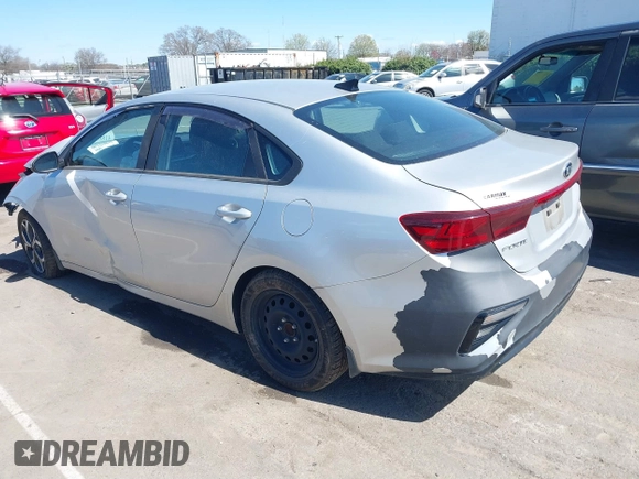 2019 Kia Forte LXS with VIN 3KPF24AD7KE016977, listed as a IAAI auction lot 41802342 with 132,177 mi miles. Bid and sale history available at carsss.com. Image 3.
