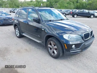 2008 BMW X5 3.0si z VIN 5UXFE435X8L007671, wystawiony jako IAAI lot #42196899 z przebiegiem 145 986 mil mil oraz . Historia ofert i sprzedaży dostępna na DreamBid. Obrazek 1.