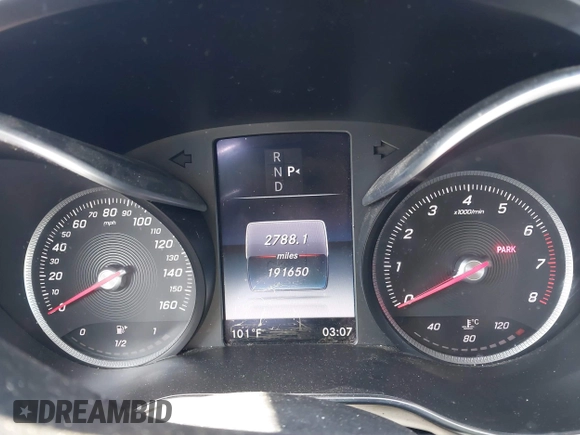 2016 Mercedes-Benz C 300 with VIN 55SWF4JB7GU146373, listed as a IAAI auction lot 40029926 with 191,650 mi miles and . Bid and sale history available at carsss.com. Image 7.