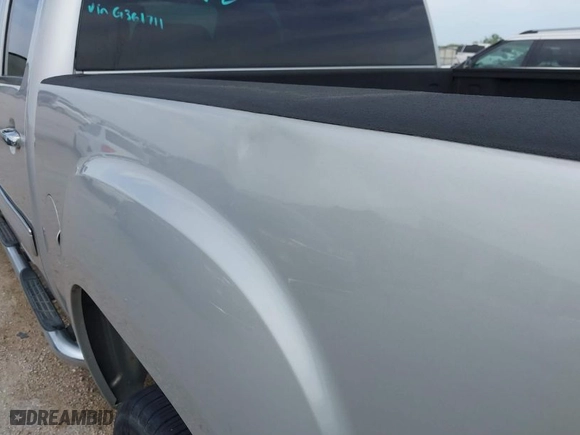 2011 GMC Sierra 1500 SLE with VIN 3GTP1VE05BG361711, listed as a IAAI auction lot 41927412 with 105,095 mi miles. Bid and sale history available at carsss.com. Image 19.