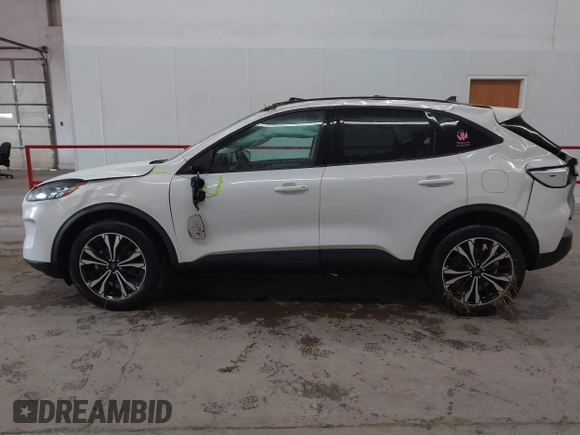 2021 Ford Escape SE z VIN 1FMCU9G61MUA32742, wystawiony jako IAAI lot #42418385 z przebiegiem 75 062 mil mil oraz . Historia ofert i sprzedaży dostępna na DreamBid. Obrazek 15.