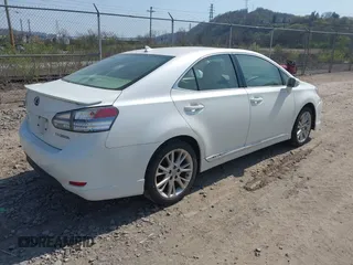 2010 Lexus HS 250h with VIN JTHBB1BAXA2001854, listed as a IAAI auction lot 42031373 with 175,761 mi miles and . Bid and sale history available at DreamBid. Image 4.