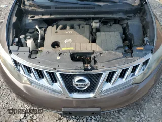 2010 Nissan Murano SL z VIN JN8AZ1MWXAW129252, wystawiony jako Copart lot #59054305 z przebiegiem 148 591 mil mil oraz Czysty tytuł • Clean title. Historia ofert i sprzedaży dostępna na DreamBid. Obrazek 12.