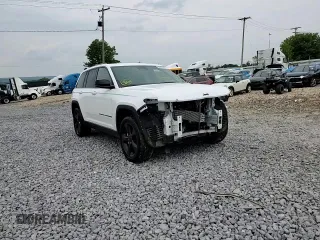 2024 Jeep Grand Cherokee Limited with VIN 1C4RJHBG9RC165070, listed as a Copart auction lot 60985245 with 21,002 mi miles and Salvage title. Bid and sale history available at DreamBid. Image 15.