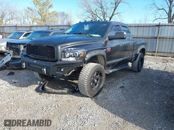 2007 Dodge 2500 SLT z VIN 3D7KS28D57G737597, wystawiony jako IAAI lot #41859469 z przebiegiem 149 720 mil mil oraz . Historia ofert i sprzedaży dostępna na DreamBid. Obrazek 19.
