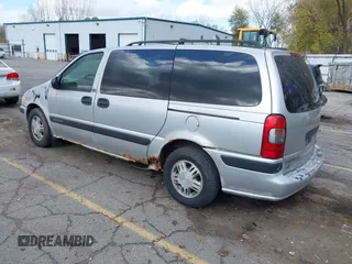 2002 Chevrolet Venture Plus 1SB Pkg with VIN 1GNDX03E12D228256, listed as a IAAI auction lot 40676033 with 190,488 mi miles. Bid and sale history available at carsss.com. Image 3.