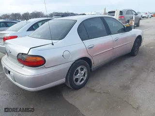 2002 Chevrolet Malibu with VIN 1G1ND52J32M690070, listed as a IAAI auction lot 41660992 with 240,455 mi miles. Bid and sale history available at carsss.com. Image 4.