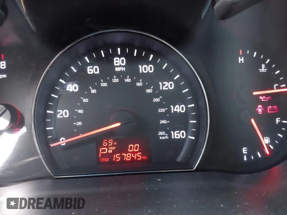 2014 Kia Sorento LX with VIN 5XYKT4A73EG482046, listed as a IAAI auction lot 41811727 with 157,845 mi miles and . Bid and sale history available at carsss.com. Image 7.