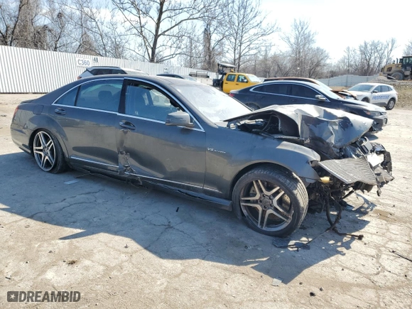 2013 Mercedes-Benz S-Class S 63 AMG with VIN WDDNG7EB9DA529909, listed as a Copart auction lot 47520865 with 0 mi miles and Salvage Title. Bid and sale history available at carsss.com. Image 4.