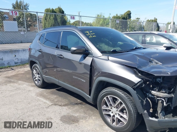 2020 Jeep Compass Latitude with VIN 3C4NJCBB9LT252792, listed as a IAAI auction lot 41714320 with 53,018 mi miles and . Bid and sale history available at DreamBid. Image 13.