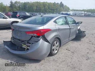 2011 Hyundai Elantra Limited z VIN KMHDH4AE4BU138546, wystawiony jako IAAI lot #42253219 z przebiegiem 108 930 mil mil oraz . Historia ofert i sprzedaży dostępna na DreamBid. Obrazek 4.