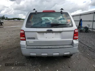 2008 Ford Escape XLS z VIN 1FMCU02Z88KB09430, wystawiony jako Copart lot #58158645 z przebiegiem 216 763 mil mil oraz Czysty tytuł • Clean title. Historia ofert i sprzedaży dostępna na DreamBid. Obrazek 6.