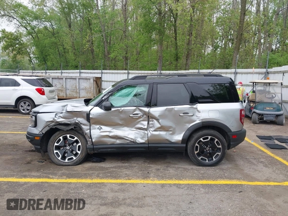 2021 Ford Bronco Sport Outer Banks z VIN 3FMCR9C62MRA37544, wystawiony jako IAAI lot #42259814 z przebiegiem 59 746 mil mil oraz . Historia ofert i sprzedaży dostępna na DreamBid. Obrazek 14.