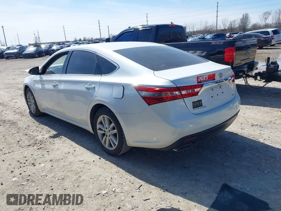 2014 Toyota Avalon Limited z VIN 4T1BK1EB9EU126369, wystawiony jako IAAI lot #41860590 z przebiegiem 135 259 mil mil oraz . Historia ofert i sprzedaży dostępna na DreamBid. Obrazek 3.