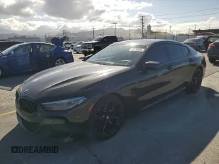 2022 BMW 8 Series 840i z VIN WBAGV2C0XNCG99912, wystawiony jako Copart lot #56576685 z przebiegiem 94 677 mil mil oraz Szkoda całkowita • Salvage title. Historia ofert i sprzedaży dostępna na DreamBid. Obrazek 1.