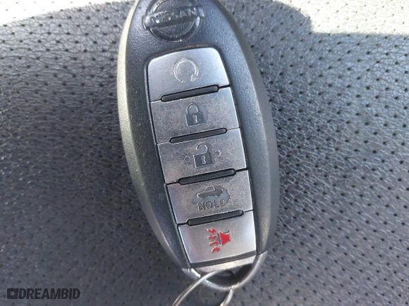 2014 Nissan Altima 2.5 SV with VIN 1N4AL3AP8EC415930, listed as a IAAI auction lot 41640887 with 269,232 mi miles. Bid and sale history available at carsss.com. Image 11.