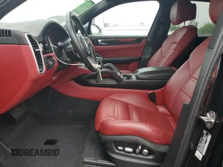 2020 Porsche Cayenne с VIN WP1AA2AY4LDA02251, выставлен на аукционе Copart как лот 59478965 с пробегом 52 806 миль миль и Списание • Salvage title. История ставок и продаж доступна на DreamBid. Изображение 7.