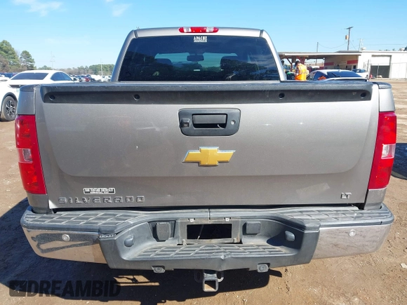 2013 Chevrolet Silverado 1500 LT with VIN 3GCPCSE06DG233909, listed as a IAAI auction lot 41601589 with 328,365 mi miles and . Bid and sale history available at DreamBid. Image 16.