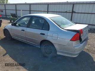 2005 Honda Civic LX with VIN 2HGES16575H537655, listed as a IAAI auction lot 42087479 with 189,307 mi miles and . Bid and sale history available at DreamBid. Image 3.
