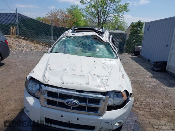 2011 Ford Escape Limited with VIN 1FMCU9EG5BKB08855, listed as a IAAI auction lot 42073027 with 145,471 mi miles and . Bid and sale history available at DreamBid. Image 6.
