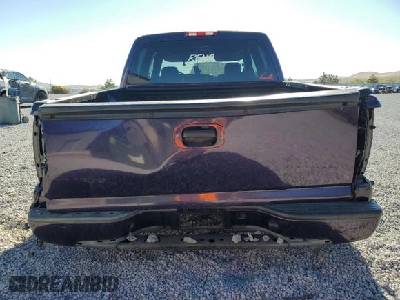 2005 Chevrolet Silverado 1500 with VIN 2GCFC13T251325270, listed as a Copart auction lot 75061414 with Not Provided miles and Salvage Title. Bid and sale history available at DreamBid. Image 6.