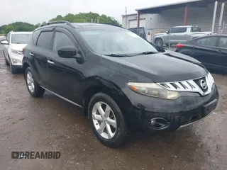 2010 Nissan Murano SL z VIN JN8AZ1MW7AW101263, wystawiony jako IAAI lot #42335800 z przebiegiem 199 238 mil mil oraz . Historia ofert i sprzedaży dostępna na DreamBid. Obrazek 1.
