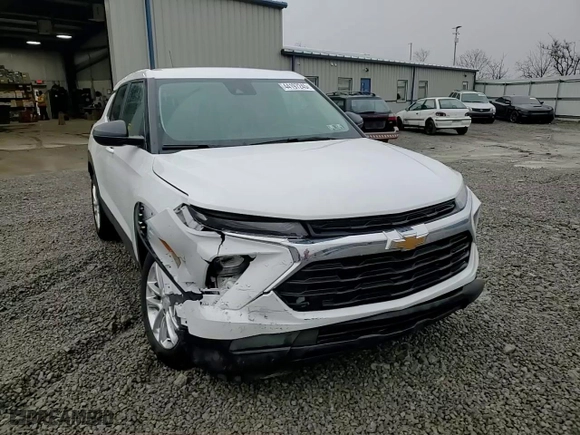 2025 Chevrolet TrailBlazer LS with VIN KL79MNSL2SB076243, listed as a Copart auction lot 44197245 with 4,612 mi miles and Salvage Title. Bid and sale history available at carsss.com. Image 14.