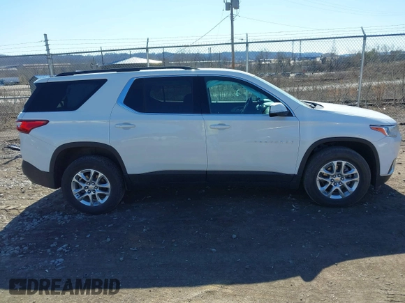 2021 Chevrolet Traverse LT Cloth with VIN 1GNEVGKW0MJ260455, listed as a IAAI auction lot 41852970 with 22,178 mi miles. Bid and sale history available at carsss.com. Image 14.