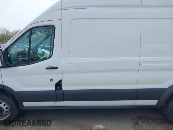 2017 Ford Transit z VIN 1FTBF4XM0HKA58004, wystawiony jako IAAI lot #39278218 z przebiegiem 174 620 mil mil oraz . Historia ofert i sprzedaży dostępna na DreamBid. Obrazek 14.