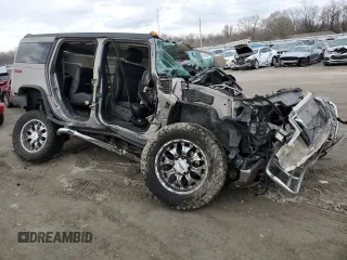 2009 Hummer H2 z VIN 5GRGN83239H103146, wystawiony jako Copart lot #44941834 z przebiegiem Nie podano mil oraz Szkoda całkowita • Salvage title. Historia ofert i sprzedaży dostępna na DreamBid. Obrazek 4.