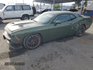 2022 Dodge Challenger R/T Scat Pack z VIN 2C3CDZFJ5NH192173, wystawiony jako Copart lot #52536245 z przebiegiem 12 992 mil mil oraz Szkoda całkowita • Salvage title. Historia ofert i sprzedaży dostępna na DreamBid. Obrazek 1.
