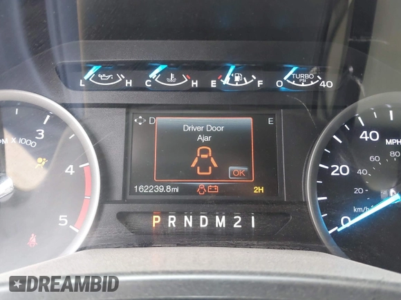 2018 Ford Super Duty F-250 SRW XL with VIN 1FT7W2BT9JEB87422, listed as a IAAI auction lot 41367216 with 162,239 mi miles. Bid and sale history available at carsss.com. Image 7.