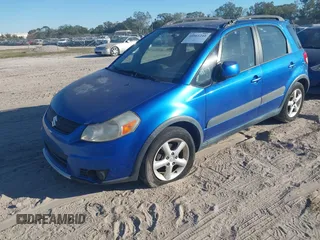2007 Suzuki SX4 z VIN JS2YB413375107446, wystawiony jako IAAI lot #40961240 z przebiegiem 147 739 mil mil oraz . Historia ofert i sprzedaży dostępna na DreamBid. Obrazek 2.